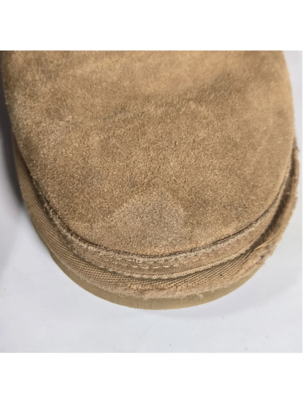 UGG Neumel Classic Boots Mens 11 Suede Wool Lined Casual Chukka Comfort